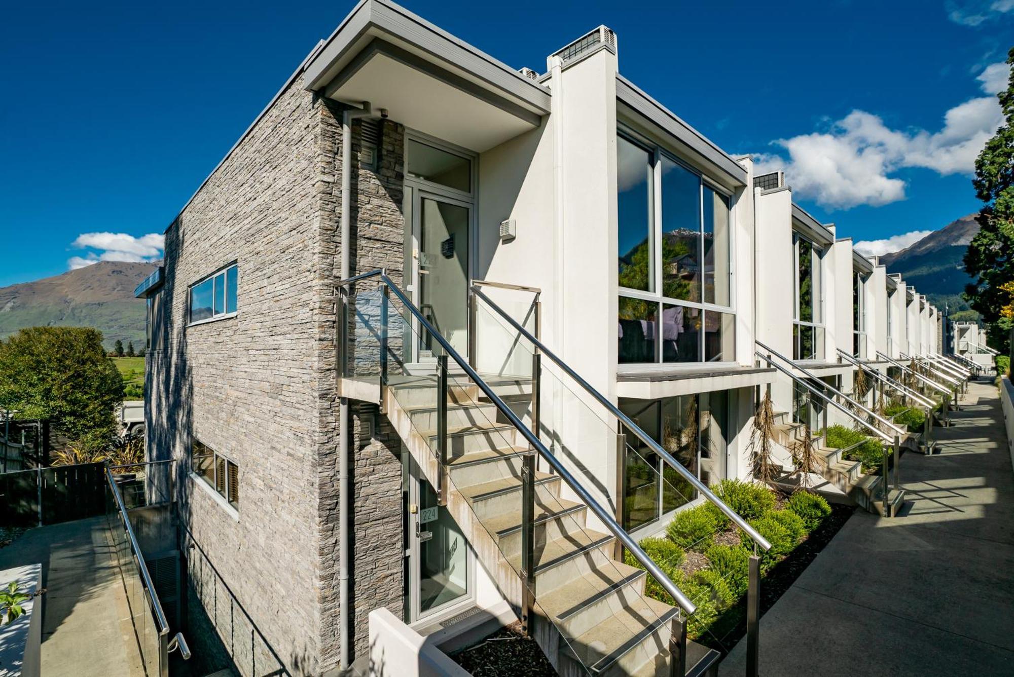 Modern Executive Living In Pounamu 皇后镇 外观 照片
